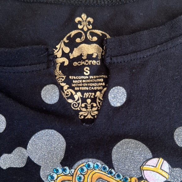 Ecko Red Black Top - Picture 3 of 5